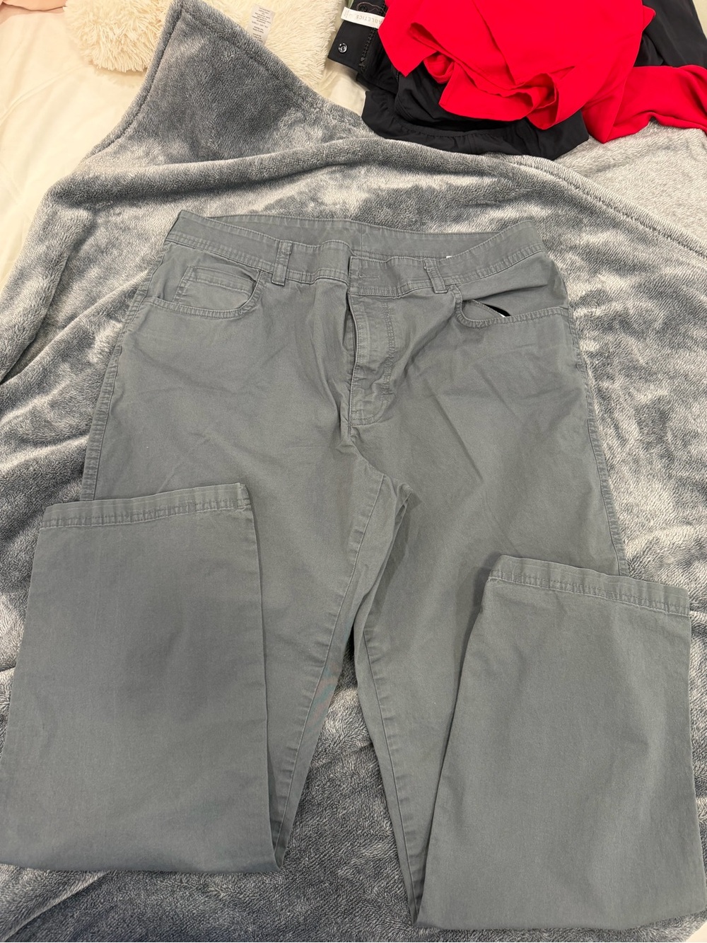 Columbia Men's Gray Casual Pants - Classic Straight Fit